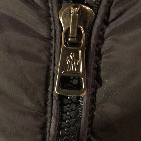 Moncler Navy Blue Winter Kids Jacket. - Picture 3 of 8